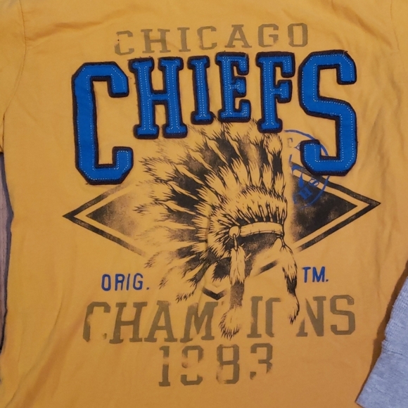 Chicago Chiefs layered shirt size medium 10/12 - Picture 2 of 3